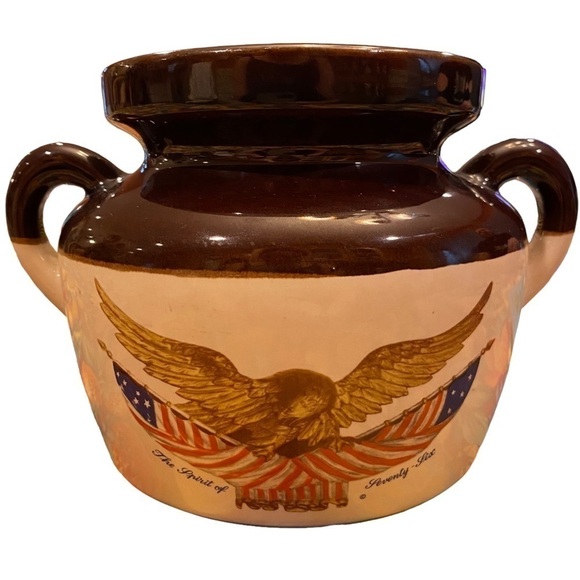 Vintage McCoy Bean-pot Spirit of 1976 5 Quart Decal with Gold Eagle US Flag - Picture 1 of 7